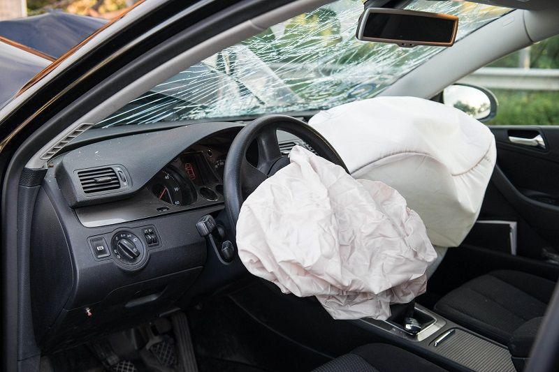 Richiamo Takata Incontrollabile Airbag Difettosi Salgono A Milioni