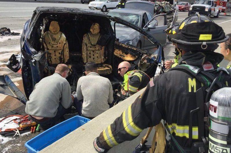 Incidente Tesla: rotta la collaborazione con l'Ntsb