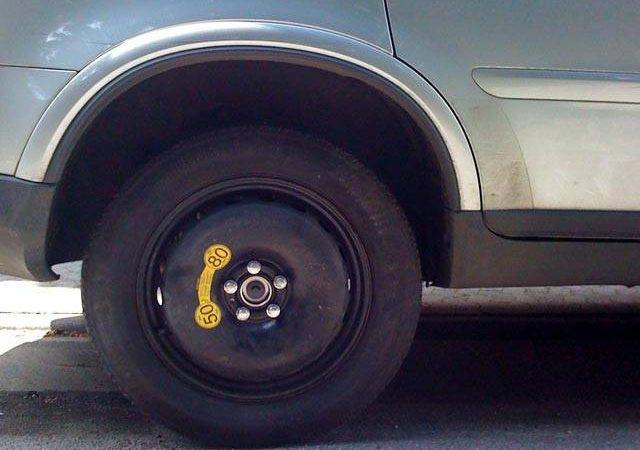 Recensione kit riparazione pneumatici: bomboletta o ruotino?