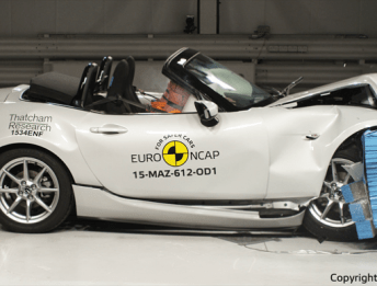 Crash Test Mazda MX-5