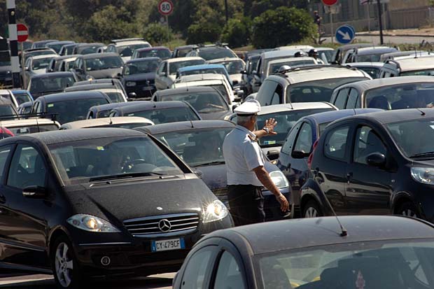 Blocco del traffico a Milano e Roma: sono inutili. Ecco perchè
