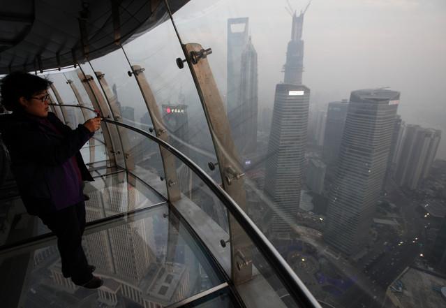 Troppo smog in Cina: le auto costano 10 mila euro in più