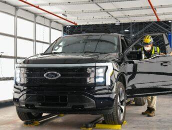 Ford in perdita con le EV: ogni auto brucia 130 mila $ nel Q1 2024