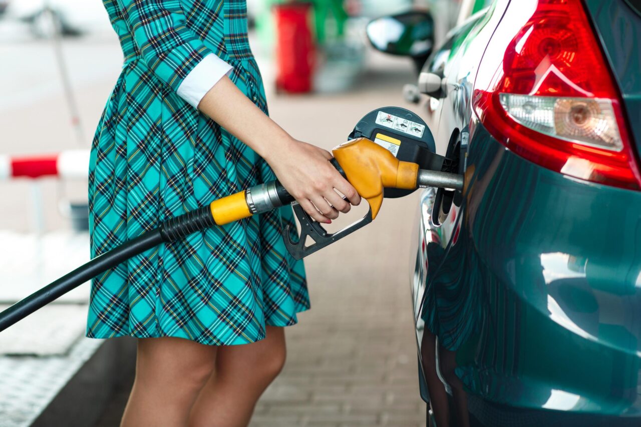 Nuova Social Card: da settembre 500 euro per spesa e benzina