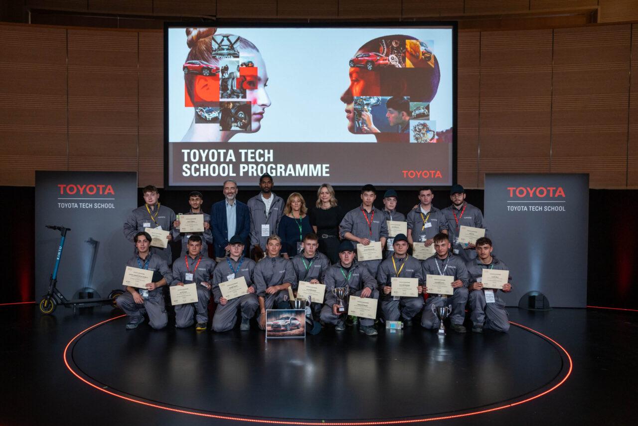 Toyota Tech School: recluta tra gli studenti i meccanici del futuro