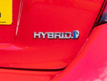 Auto full hybrid: le più economiche nel 2024