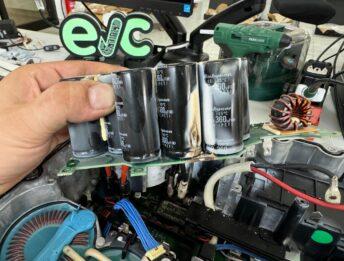 EV Clinic: “le elettriche Stellantis sono impossibili da riparare”