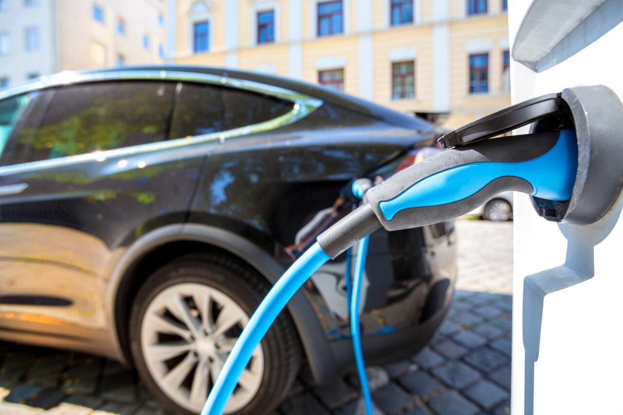 Incentivi auto elettriche 2025: arriva il soccorso europeo per le BEV