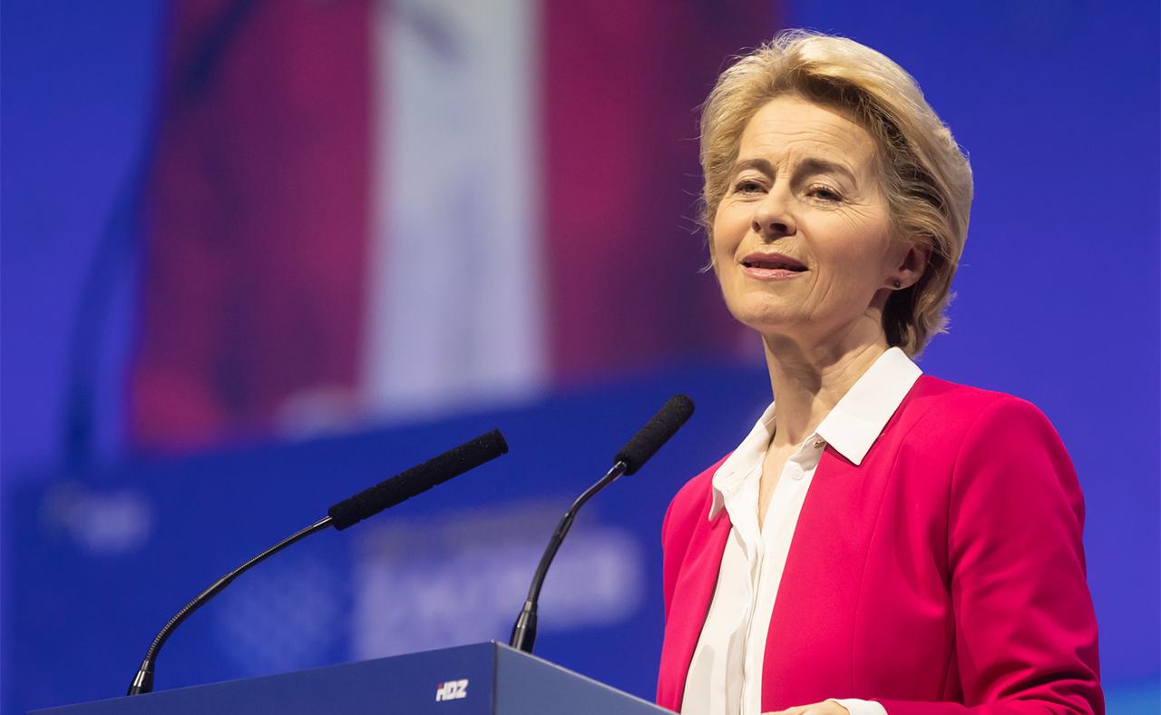 Multe CO2: Von der Leyen annuncia soluzione “equa”