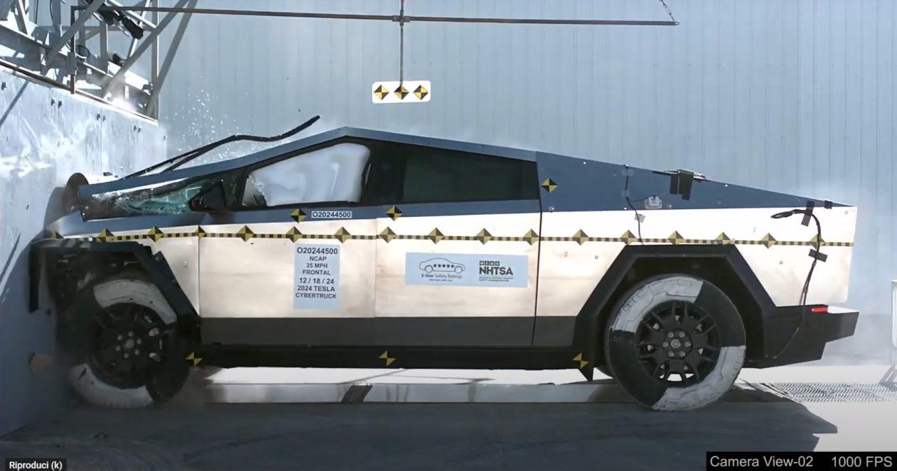 Tesla Cybertruck: il crash test ufficiale NHTSA smentisce Musk